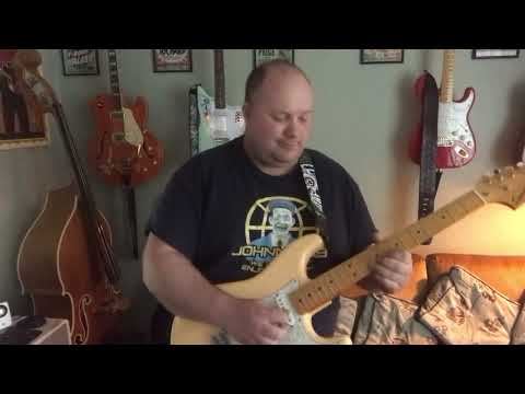 Midnight by The Shadows guitar cover - Kinman 54’ Hank Marvin pickups with Strymon Volante echo demo