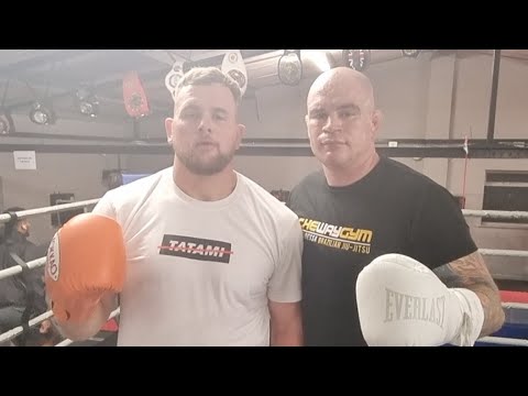 Brad Scott Vs DK YOO ***OPEN TRAINING