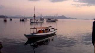 preview picture of video 'Evening in Labuhan Bajo, Flores island, Indonesia'