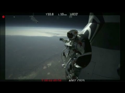 Skydiver Baumgartner survives a test jump from 96,000 feet