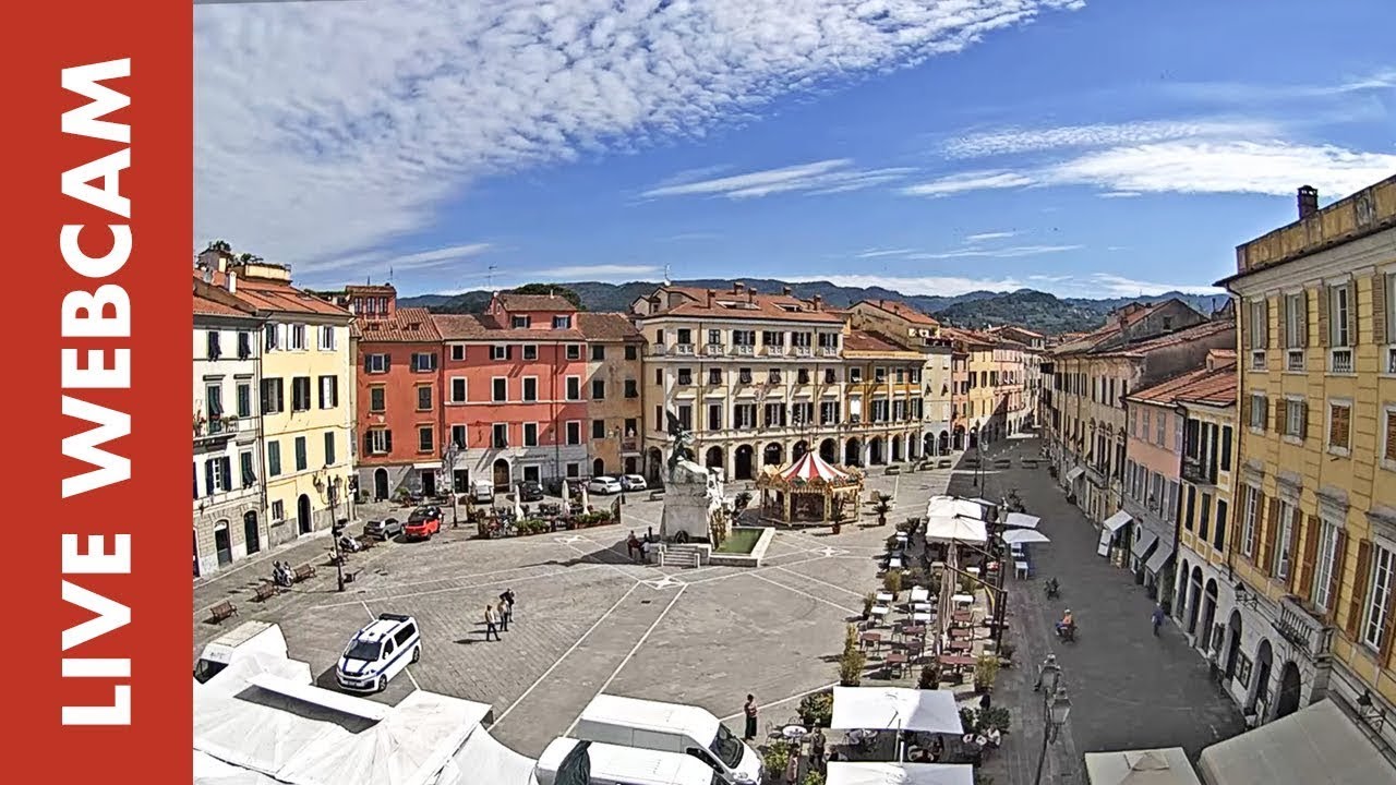 Live webcam view of Piazza Matteotti Square, Sarzana