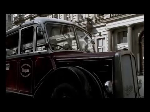 Autobus Saurer L4 UP 350 vo filme Der Bockerer III -  Die Brücke von Andau