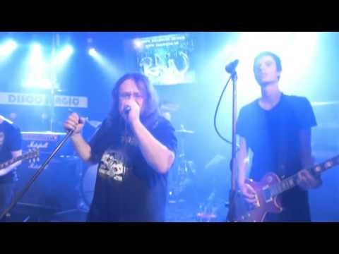 Rain - 12 - Rain - Labyrint