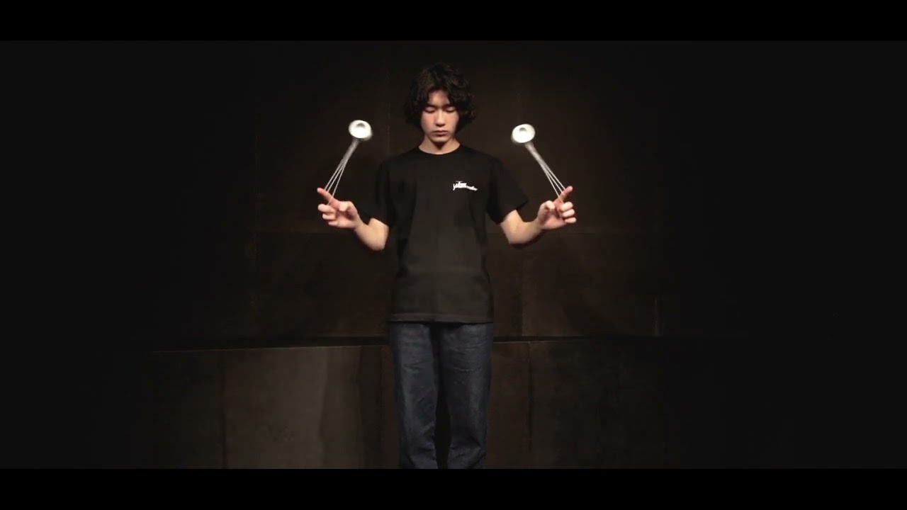 ツーハンドトラピーズコンボ（２段目・プラスチックウィップ）