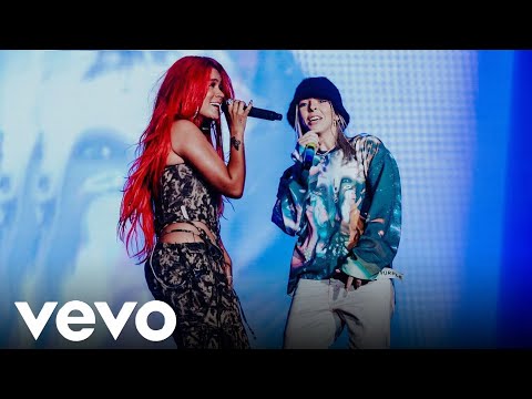 KAROL G, Young Miko - POR PRIMERA VEZ | Riri (En Vivo) | Hiram Bithorn