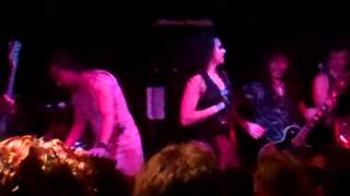 Andrew W.K. - Victory Strikes Again + Long Live the Party (Live In Berlin)