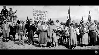 BÖRÜ Sinema Filmi | Bayrak Koro