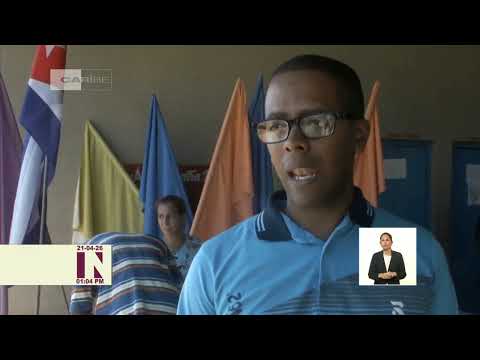 Baracoa reafirma compromiso revolucionario con firmas por la patria