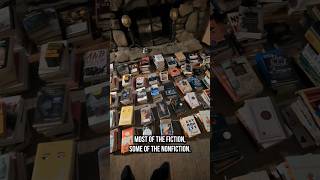 Download lagu My Personal Library 600  books mp3