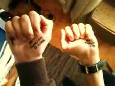 Daft hands - Harder better faster stronger - 2 persons , each with 1 hand. AMAZING !!!!!