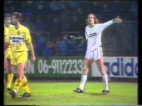 1988-1989 09-12-1988 speelronde 16 PEC Zwolle'82 - VVV 2-2