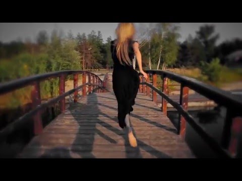 Royal Corvus / Acoustic