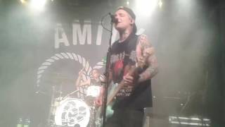 Some Friends - The Amity Affliction (live Madrid)