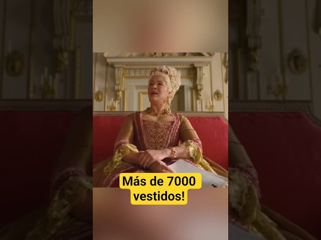 Vídeo relacionado con Bridgerton - Botella - Floreado de Damasco Plateado - Con licencia oficial - CINEREPLICAS