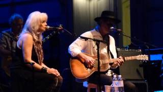 Rodney Crowell feat. Emmylou Harris - I Know Love Is All I Need - live Hamburg  2013-05-31