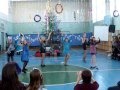 танец на Новый Год в школе 