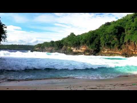 Secret Beach near Crystal Bay, Nusa Penida, Bali, Indonesia