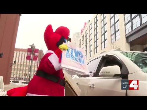 First Alert 4 teams up with Cardinals Care for annual Holiday Gift Drive