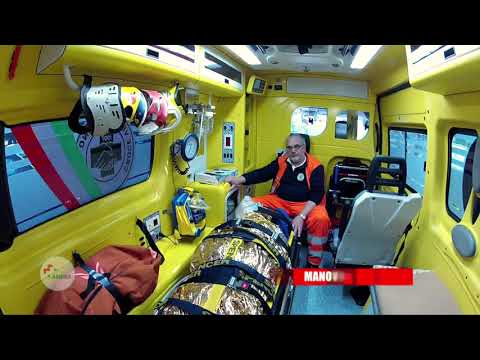 09 POSIZIONE CORRETTA DEI SOCCORRITORI IN AMBULANZA - ANPAS
