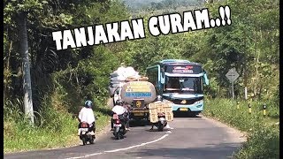 Download lagu Skil Sopir Bus Pariwisata di Jalan Sempit Tikungan... mp3
