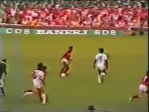 Flamengo 2x1 Guarani - Brasileiro 1982 - Melhores momentos e gols - 11/04/1982
