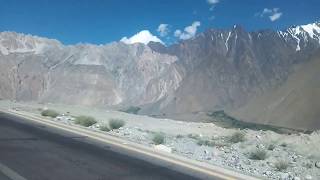 preview picture of video 'Passu Cones Passu Cathedrals Karakorum Highway KKH. Viajando en la autopista Karakorum'