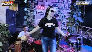 Download lagu KEHILANGAN FIRMAN (Cover) BU BOSS RINA || KOPLO BAJIDOR || LIVE ANGKRINGAN SAMUDRA mp3
