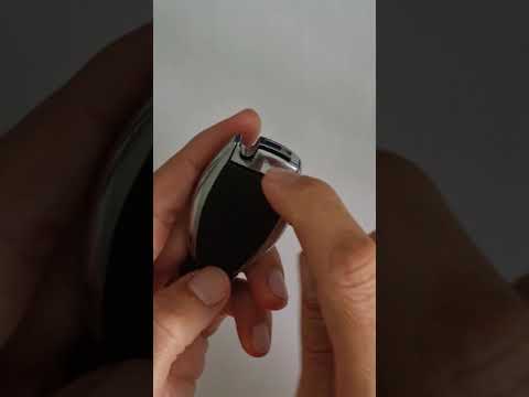 Mercedes Benz key battery change