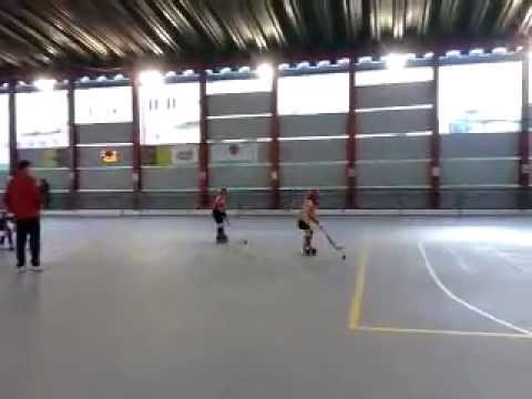 Calentando antes del partido en La Corredoria