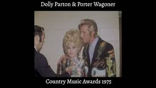 Dolly Parton and Porter Wagner in 1975 talking about the country music awards ￼