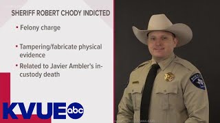 Williamson County Sheriff Robert Chody indicted on charge in Javier Ambler case | KVUE