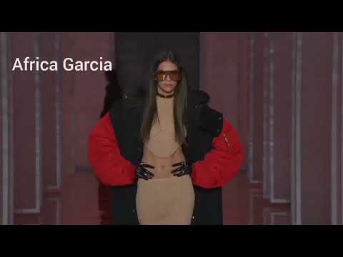 Africa Garcia for Versace FW 2022 2023 Milan Fashion Week february 25 2022