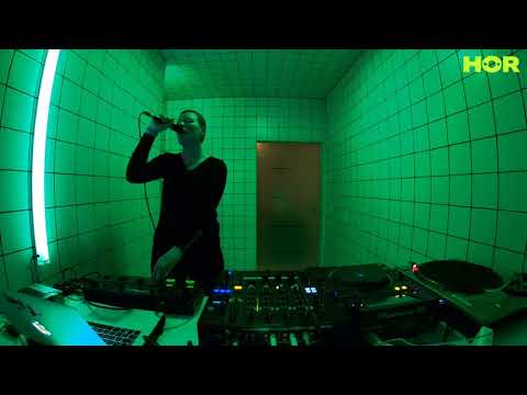 Rosa Anschütz (LIVE) / December 20 / 6pm-7pm