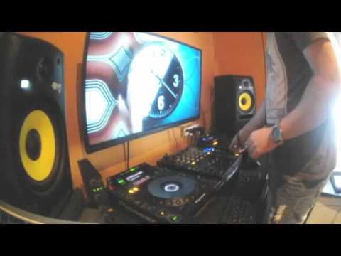 GABRIEL TORCHIA Pres PHOBOS deep tech techno  Live mini mix