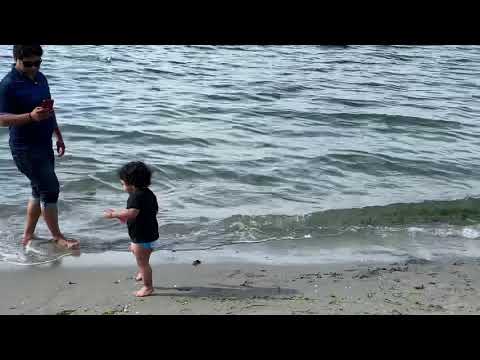 Hriday playing at Alki beach