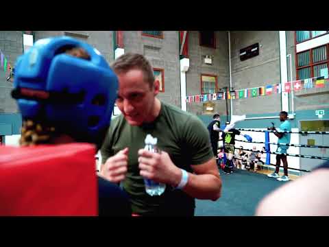 RAGNAROK IV | ABI KAVANAGH (NAAS KICKBOXING) VS BROOKE ROWE (COLEMAN) | IRISH MUAY THAI