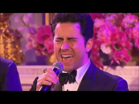Jersey Boys performing Sherry in the White House