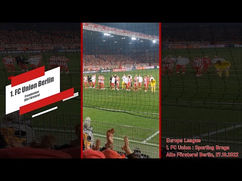 Freudentanz des 1. FC Union Berlin nach 1:0 Europa League Sieg gegen Sporting Braga (27.10.2022)