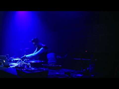 07.05.2011 ELECTRIXX & FRIENDS REVIEW / KESSELHAUS