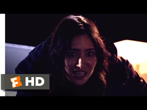 シャーク・レイク (2015) - ジェットスキーの爆発シーン (8/10) ｜Movieclips (Shark Lake (2015) - Jet Ski Explosion Scene (8/10) | Movieclips)