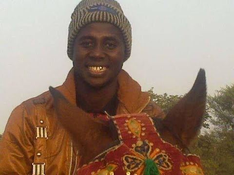 download lagu mp3 mp4 Fadar Bege Music, download lagu Fadar Bege Music gratis, unduh video klip Fadar Bege Music