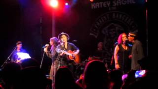 Katey Sagal & The Forest Rangers - Follow the River