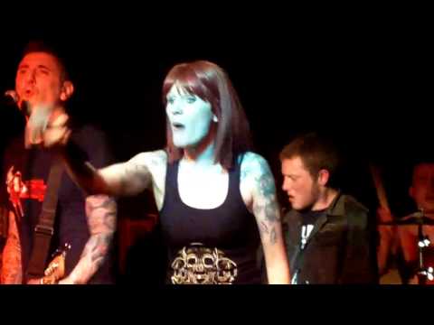 Deadline   L I V E     P U N K    R O C K