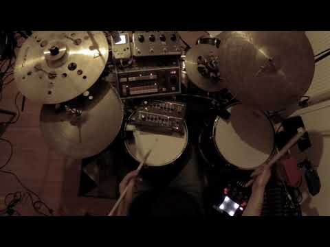 CR8000 Roland compurythm and more cowbell , "Textures" no 19 (traditional grip)