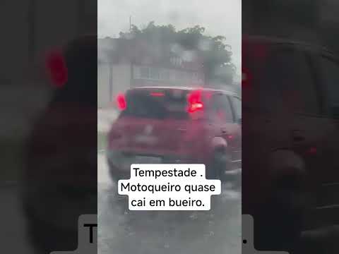 temporal em Luziânia Goiás quase ceifa a vida de um motoqueiro