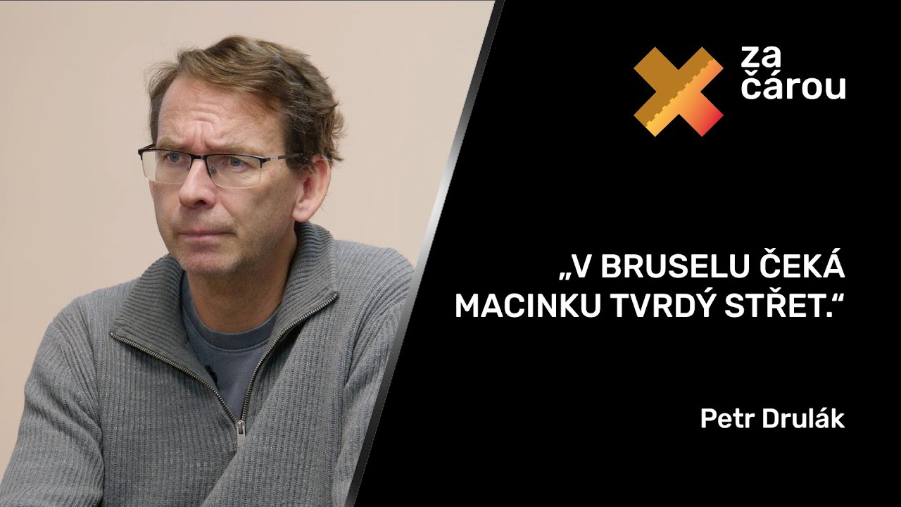 Po Lipavském je laťka velmi nízko, proti Macinkovi se ale srotí zájmy Hradu. | Petr Drulák