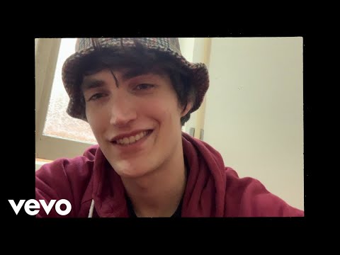 lowlow - Mondo sommerso (Official Video) ft. Holden