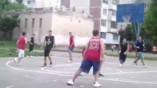 preview picture of video 'Вуличний баскетбол. Літо 2014. Тернопіль HD'
