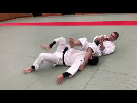 柔道【JUDO】鴨柔会　寝技で下から腕ひしぎ十字固め