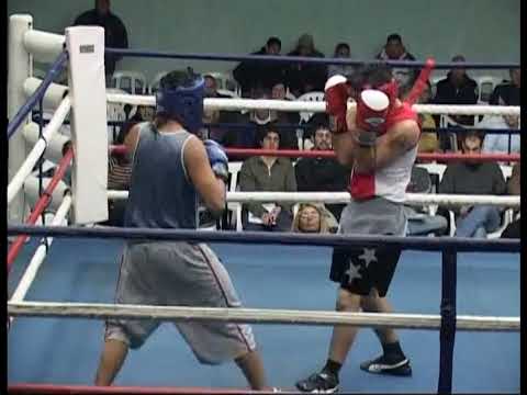 Diego Gabriel "La Joya" Chaves vs. Luis Gastón "More" Montiel (amateur)